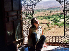girl in a window of Kasbah Telouet
